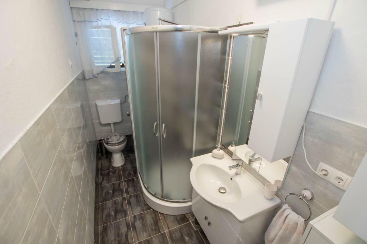 Apartment Cherie Трогір Екстер'єр фото