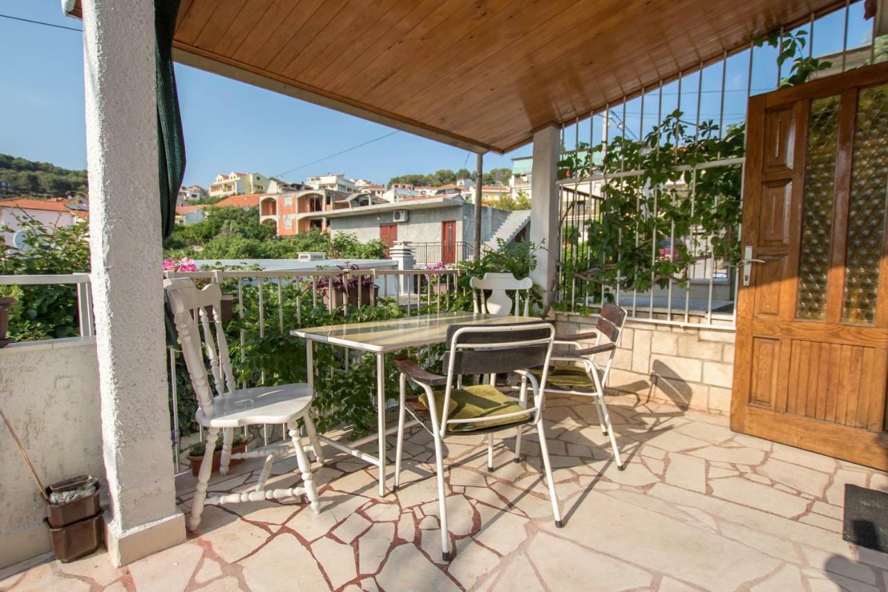Apartment Cherie Трогір Екстер'єр фото